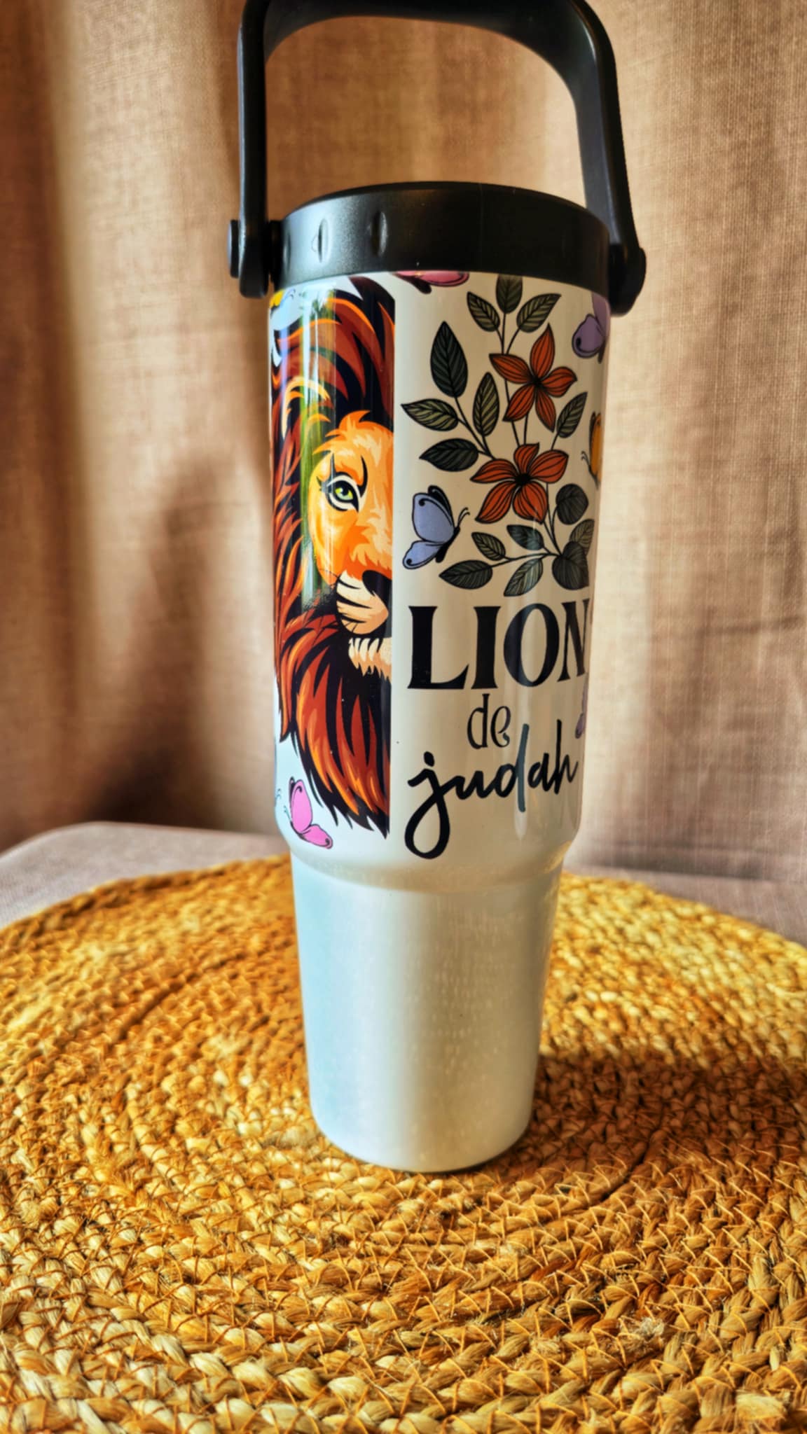 Mug de voyage chrétien – “Lion de Juda”