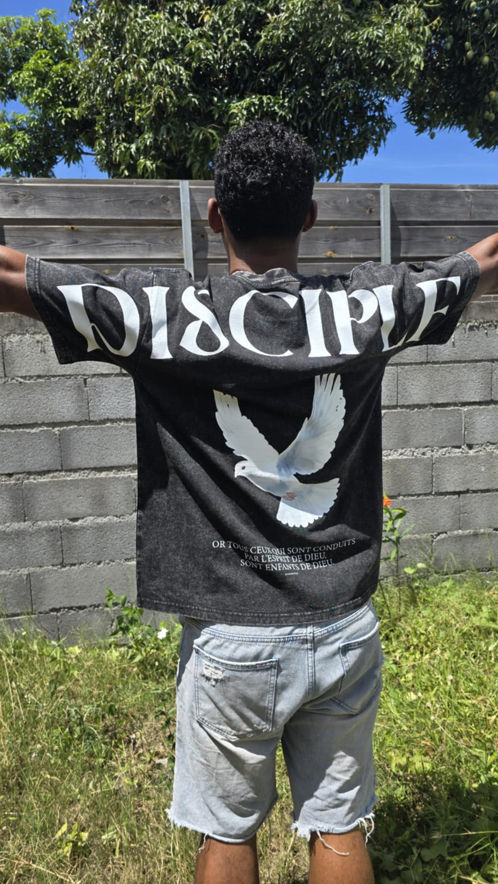 Tee-shirt oversize “DISCIPLE” 🕊️