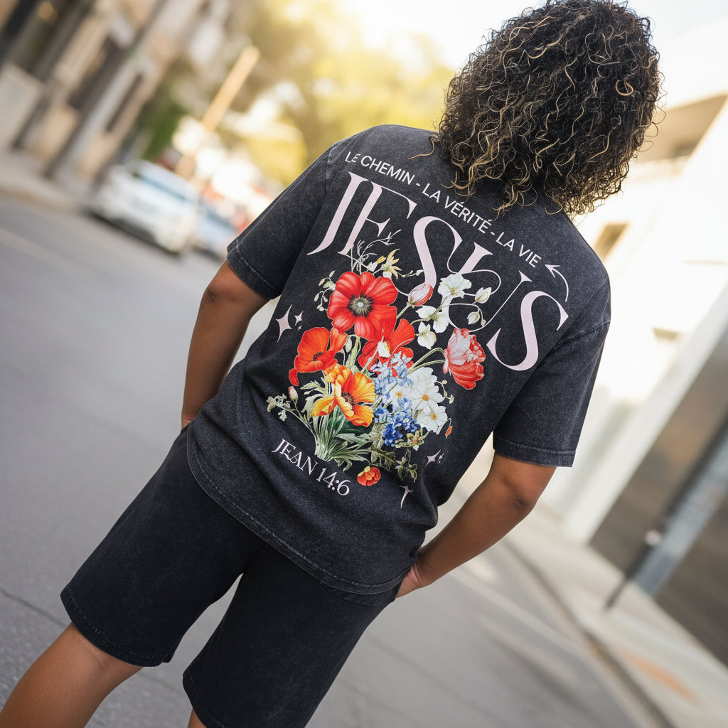 Tee-shirt oversize « Jésus, le Chemin, la Vérité, la Vie »